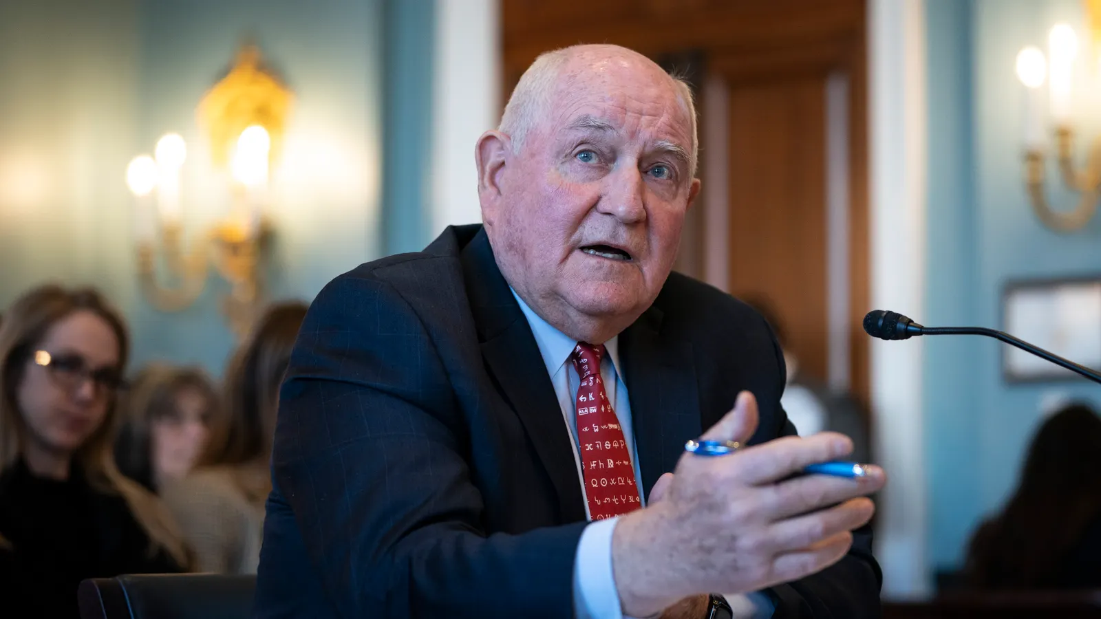 sonny-perdue-to-retire-as-university-system-of-georgia-leader