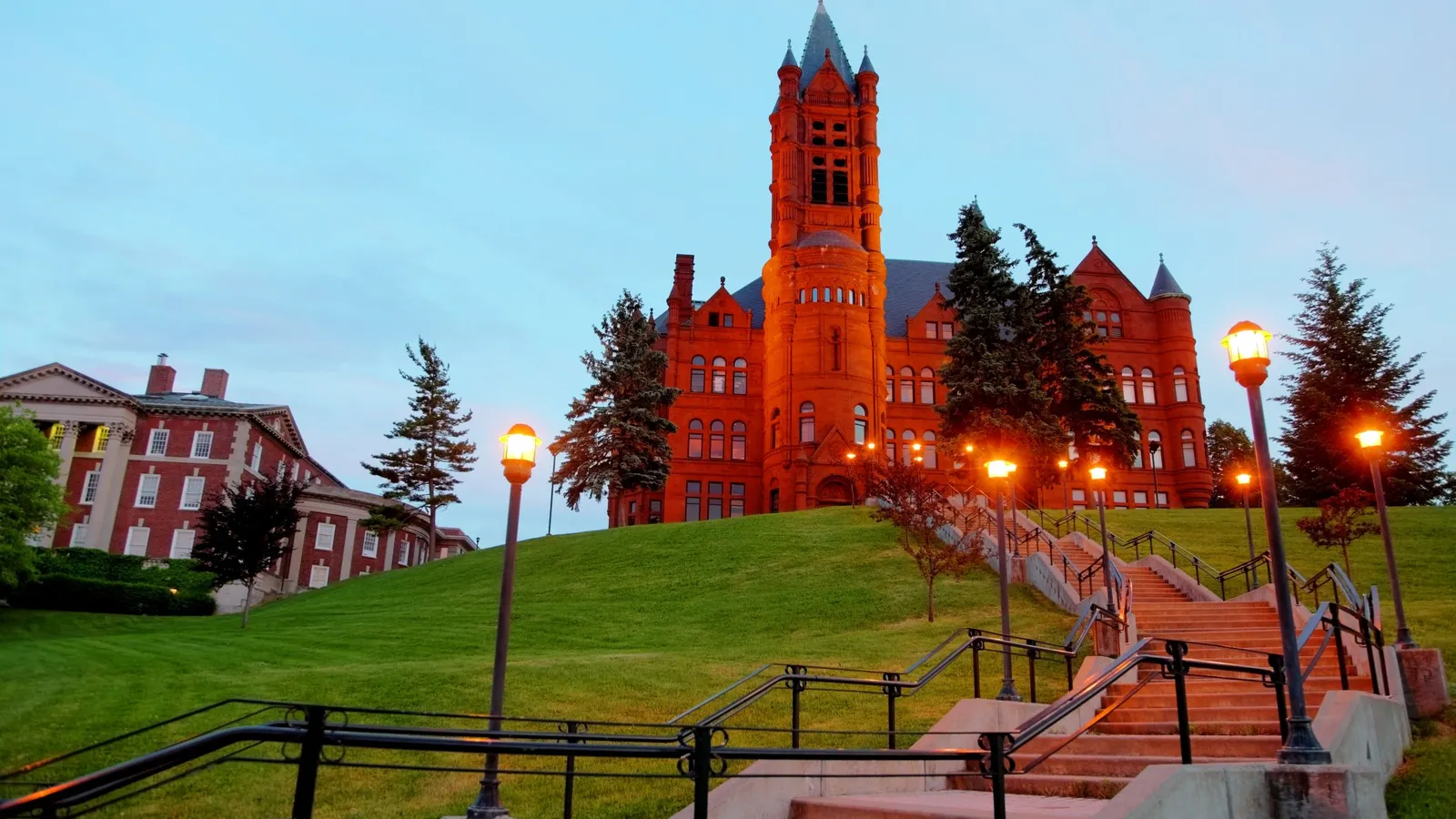 a-‘new-normal’:-syracuse-faces-enrollment-dip,-first-deficit-in-years
