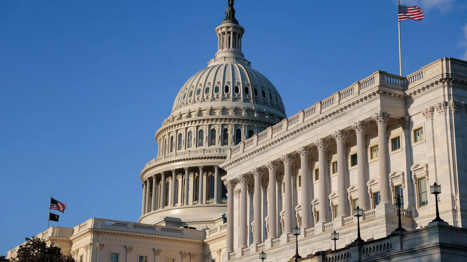 Bipartisan group of senators introduces bill to ban legacy admissions